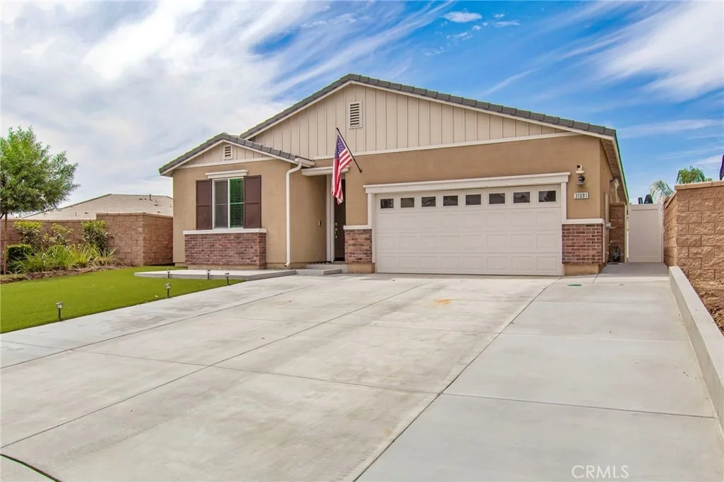 Photo of 31081 Skyview