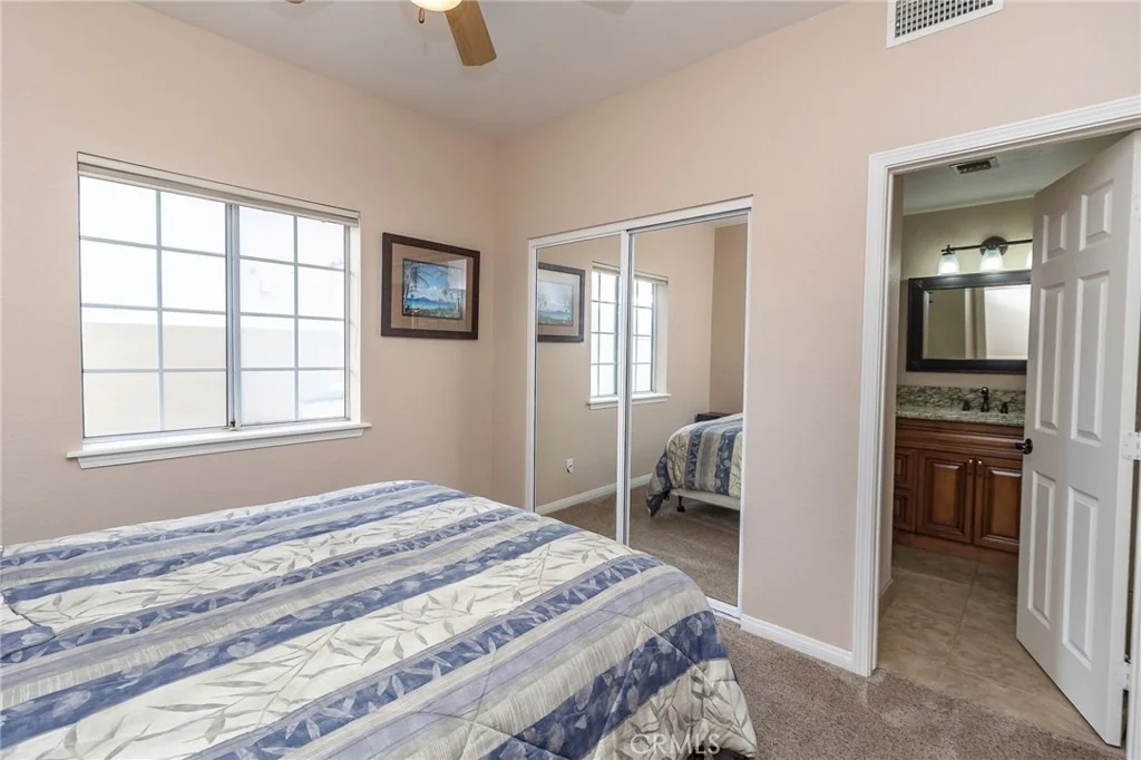 Photo of 915 Beach Drive