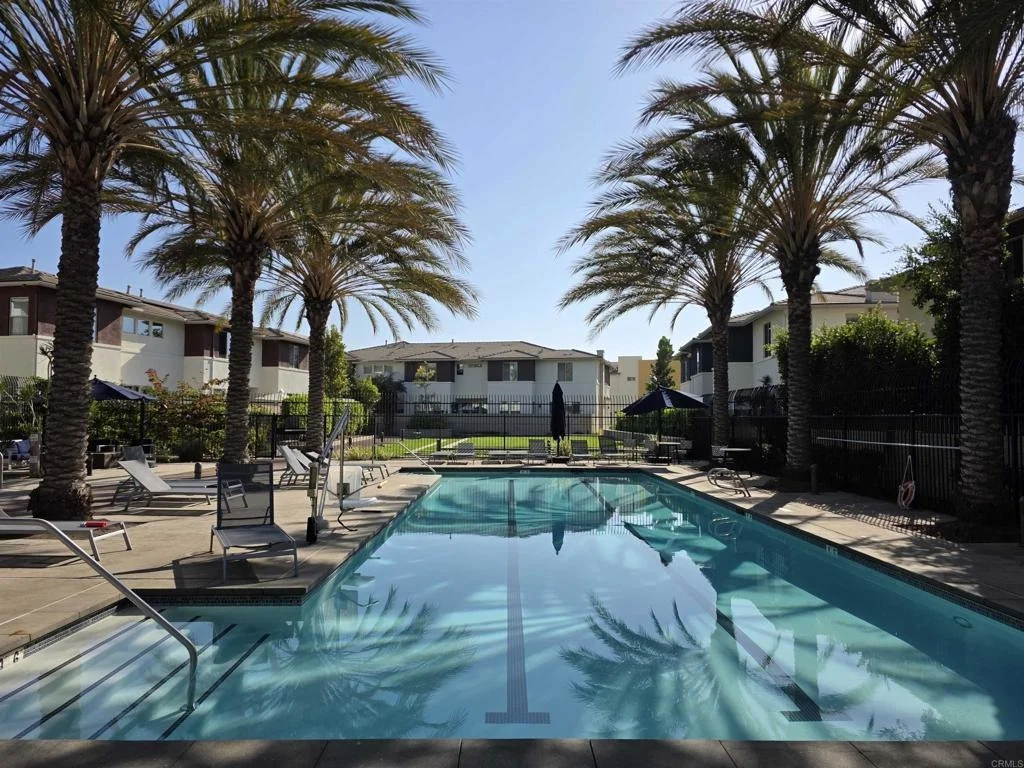 Photo of Unit 3 at 2054 Foxtrot Loop