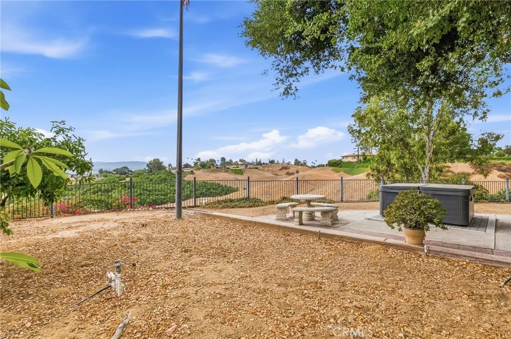 Photo of 31016 E Sunset Drive N