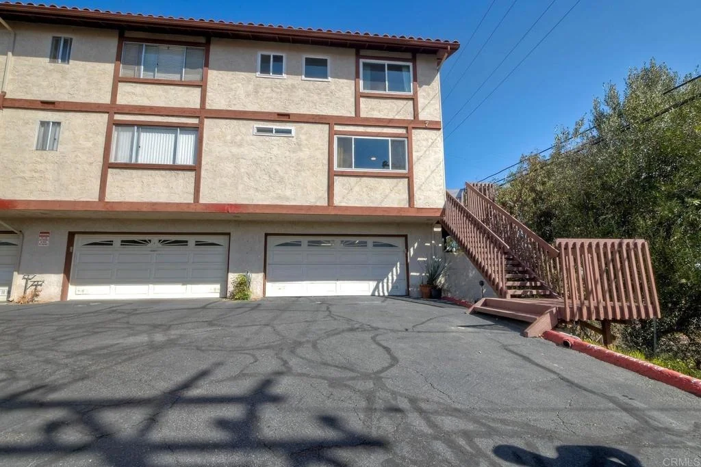 Photo of Unit 7E at 32036 Del Cielo Oeste