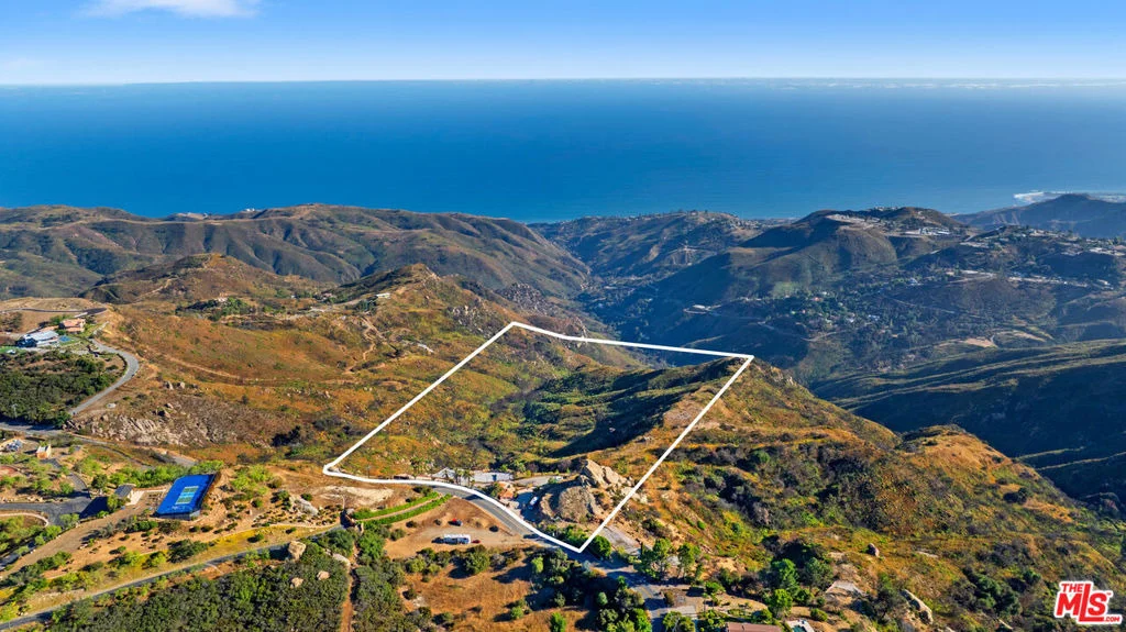 Photo of 23010 Saddle Peak Road