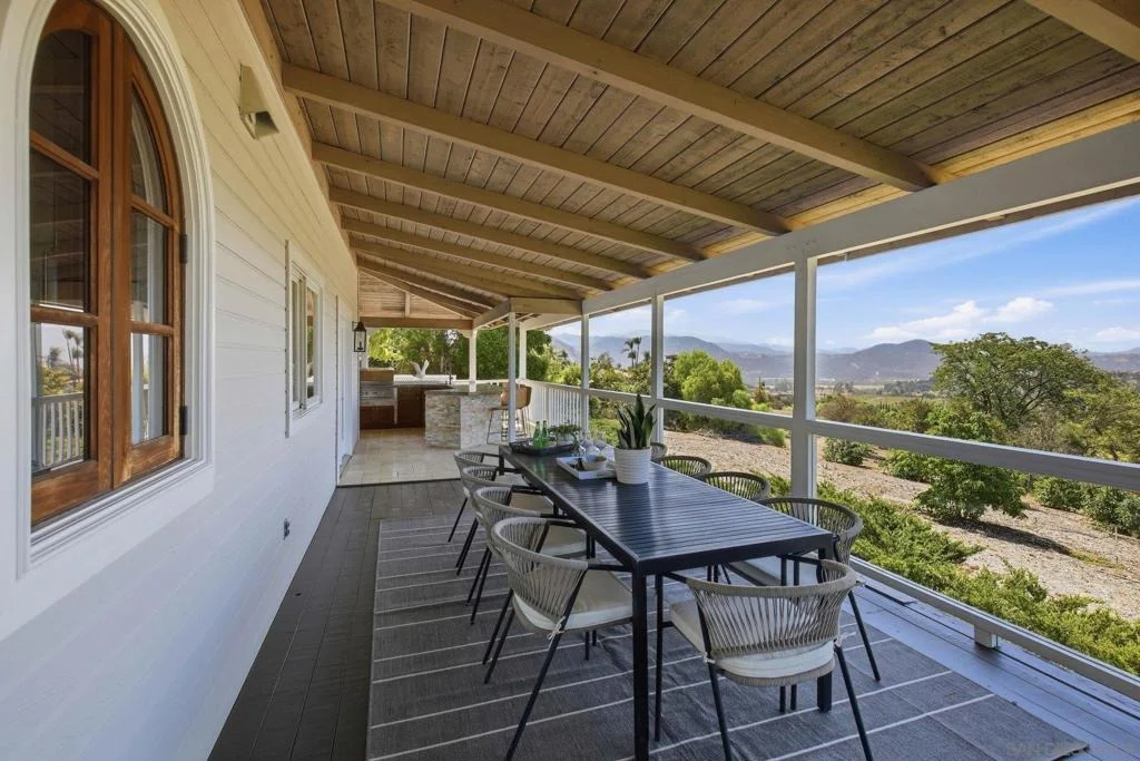 Photo of 2613 Sunset Hills