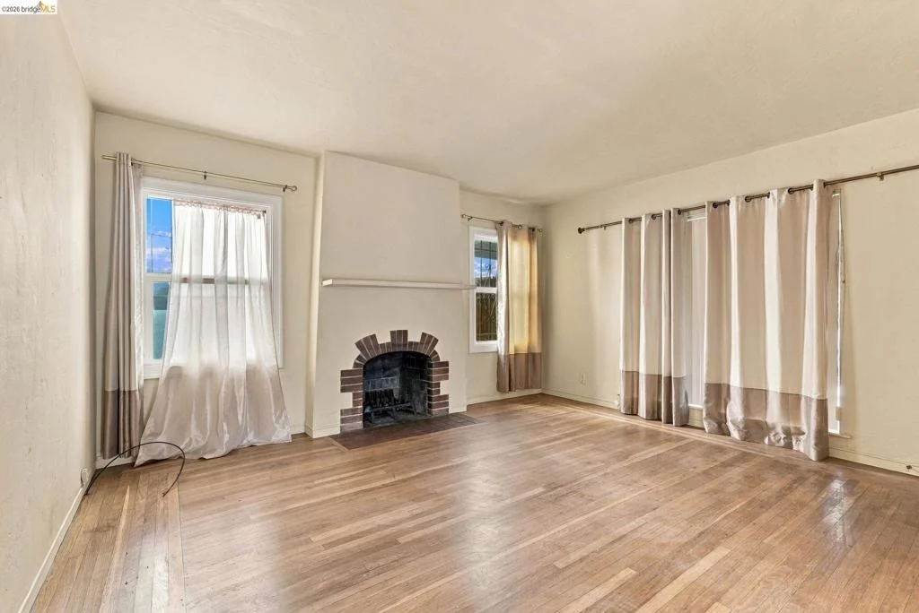Photo of 2901 Sheffield Ave