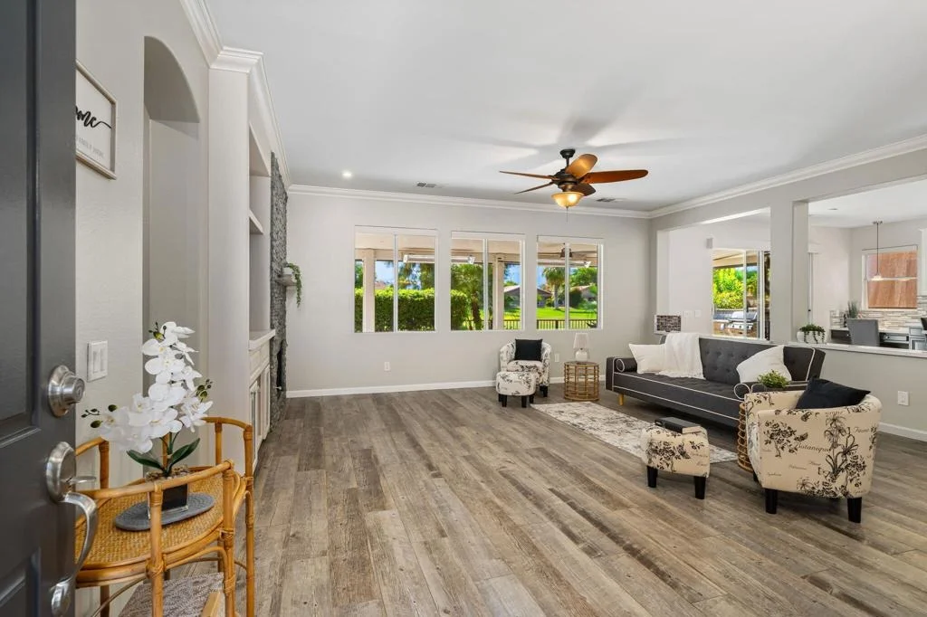 Photo of 49467 Douglas Street