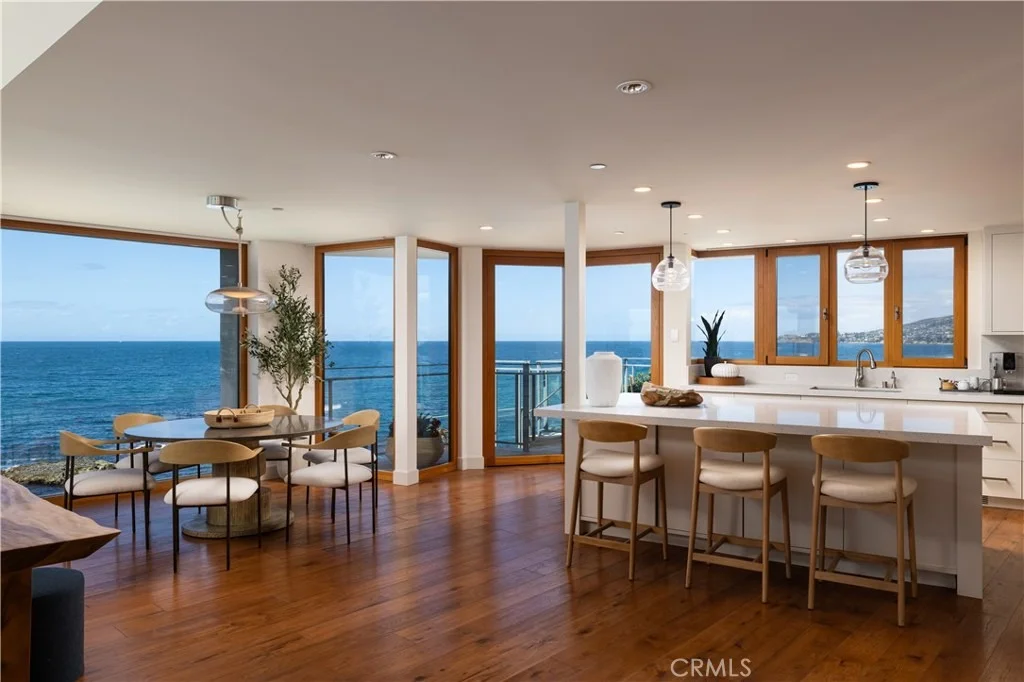 Photo of 1901 Ocean Way