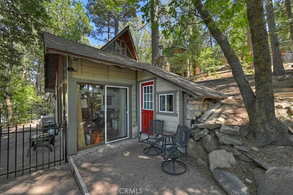 Photo of 27596 Oak Knoll