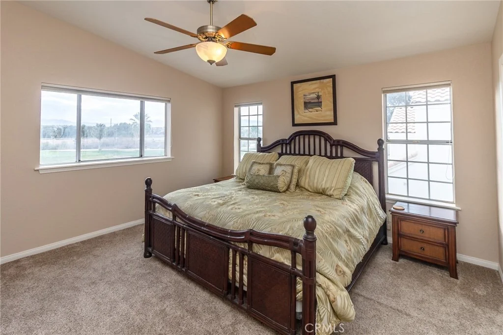 Photo of 915 Beach Drive
