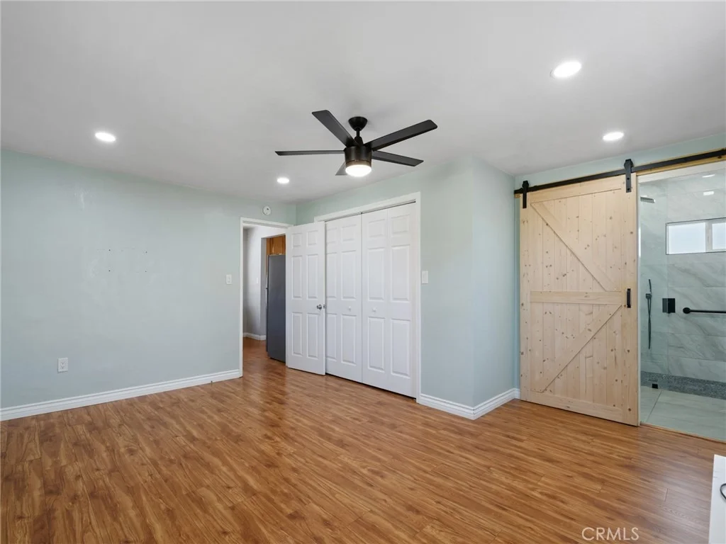 Photo of 8834 Beverly Boulevard