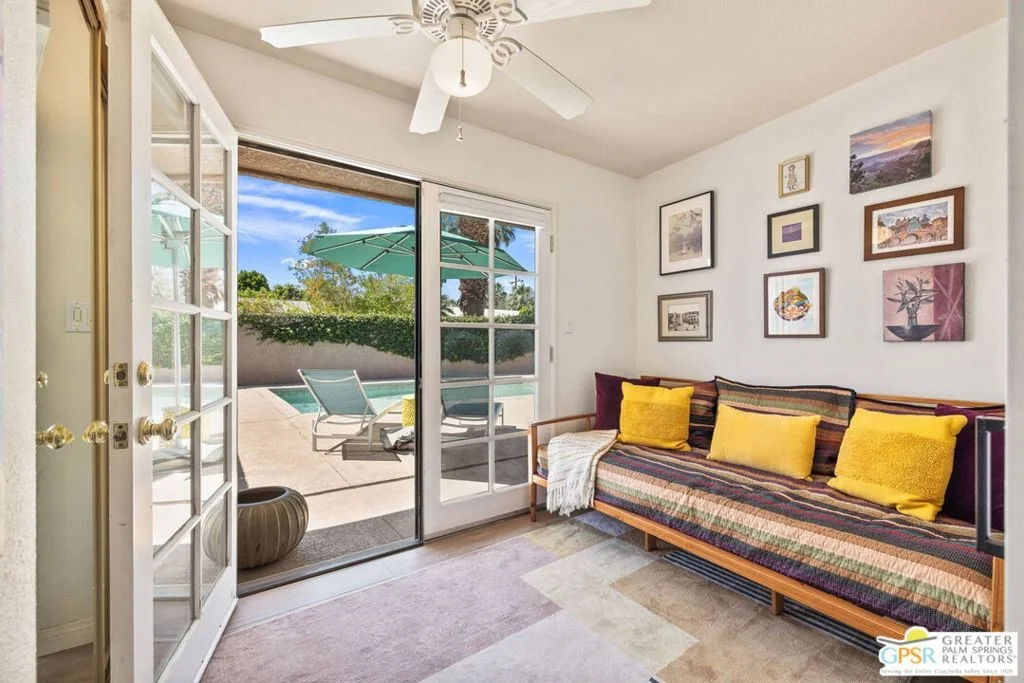 Photo of 73940 Mountain View Avenue