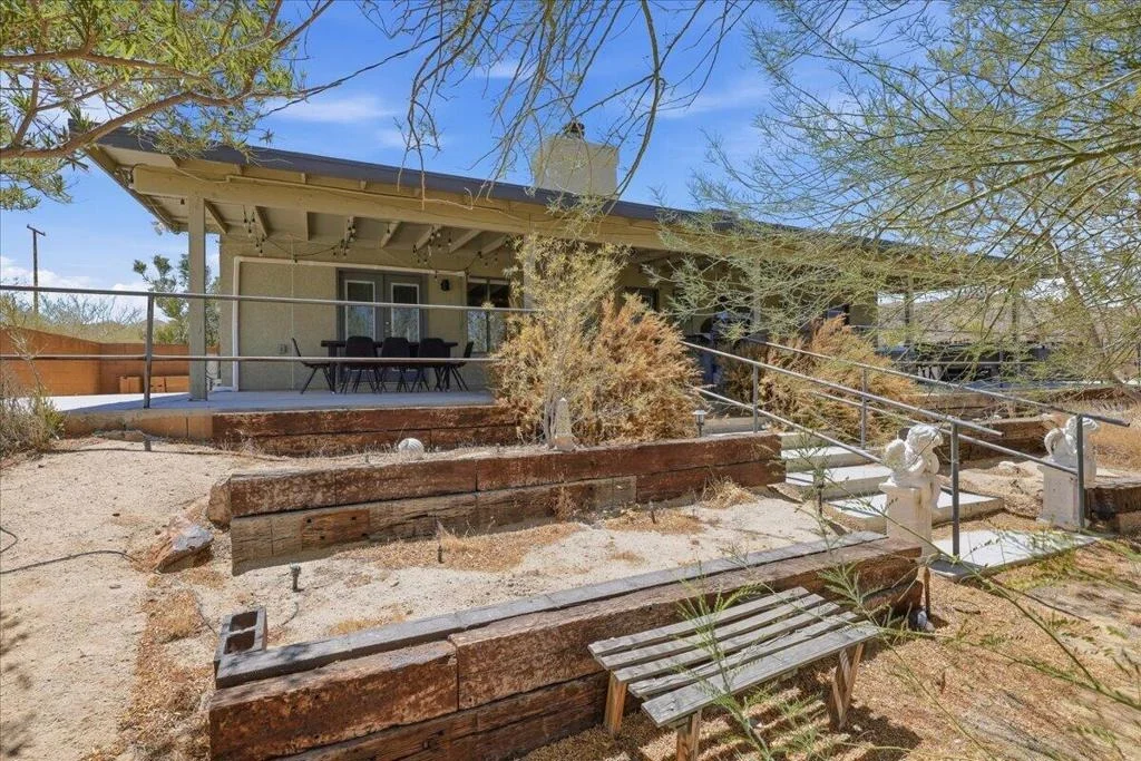 Photo of 68054 Sullivan Road