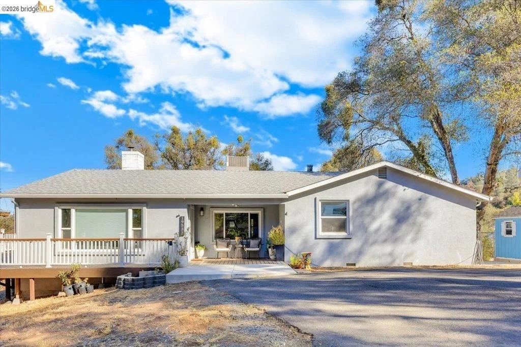 Photo of 19533 Rawhide Rd