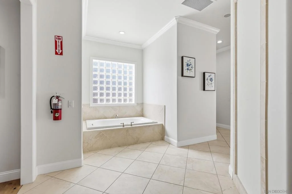 Photo of 43821 Shady Creek