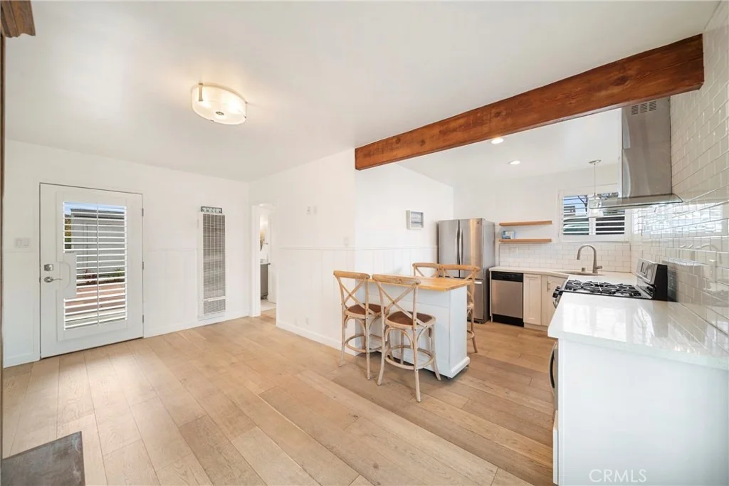 Photo of 244 Cahuenga Drive