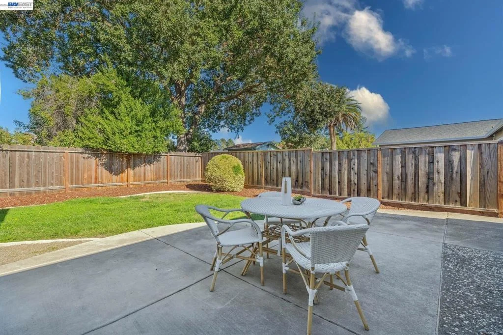 Photo of 9802 Davona Dr