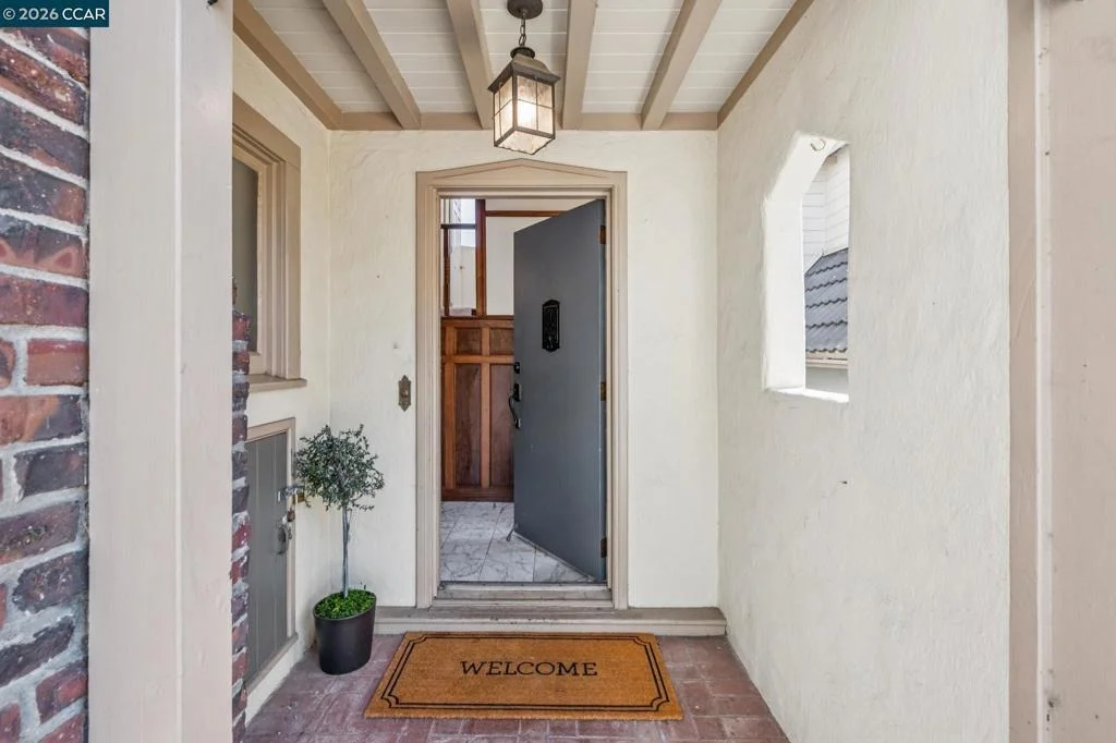 Photo of 3386 Cowell Rd