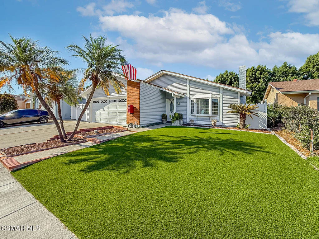 Photo of 3977 Bayside Street