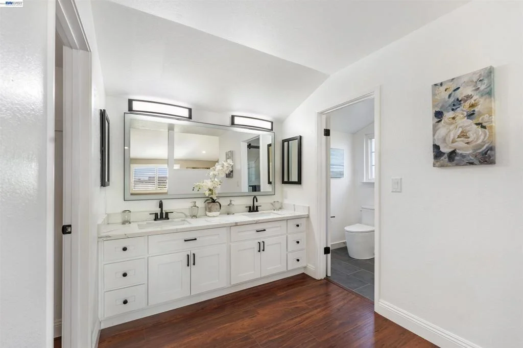 Photo of 5333 Creek Est