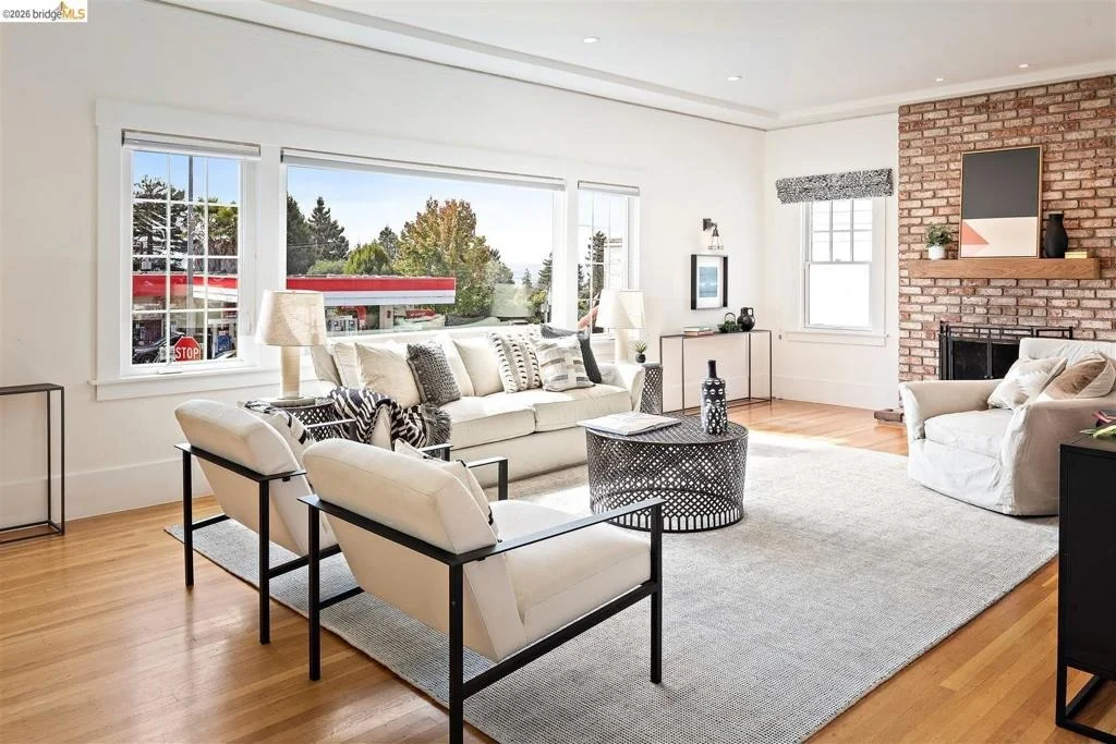 Photo of 355 Arlington Ave