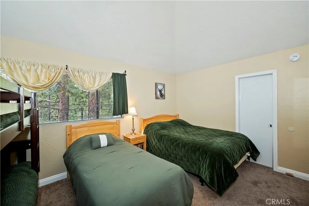 Photo of 904 Raleigh Drive