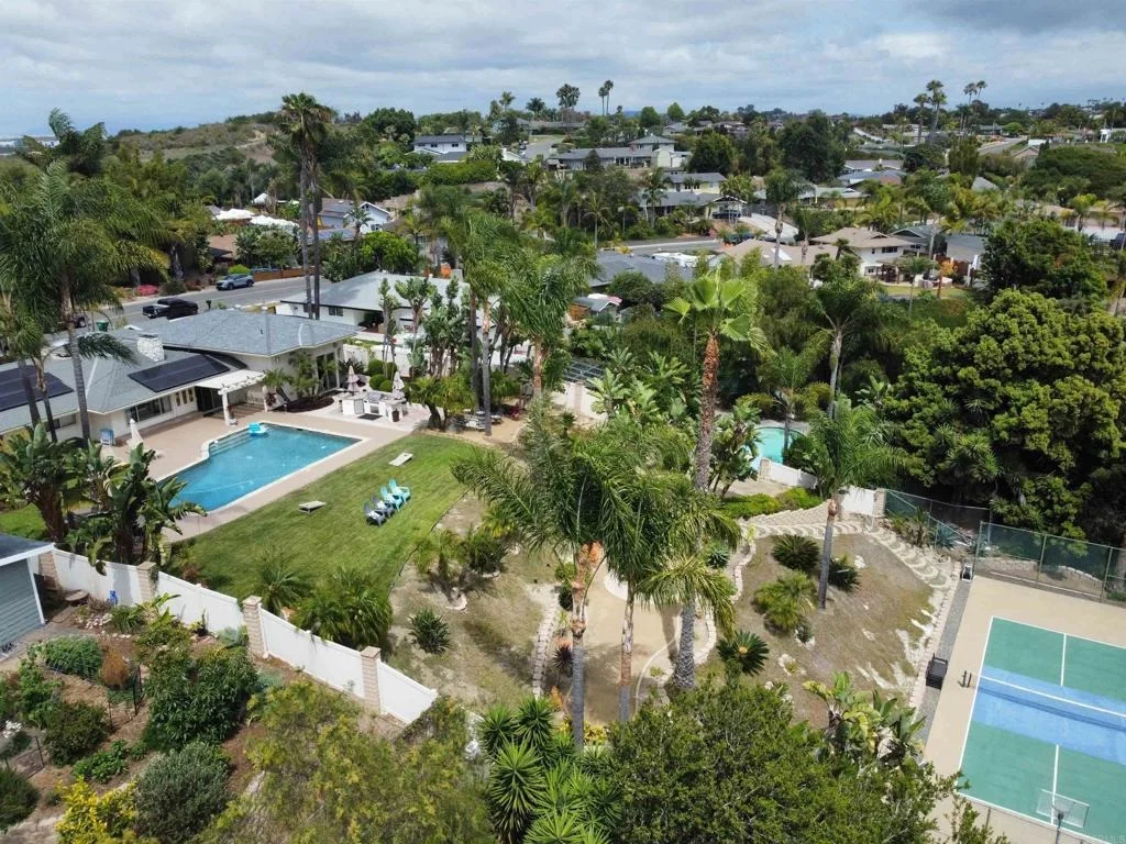 Photo of 3267 Avenida De Loyola