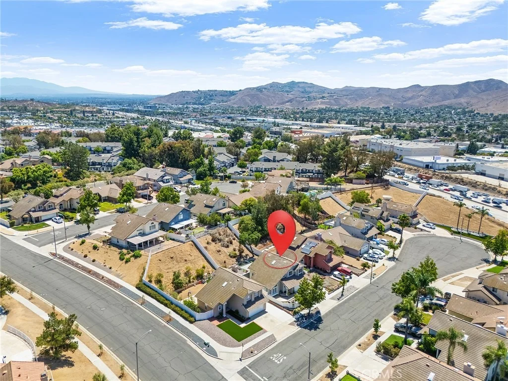 Photo of 387 Glacier Circle