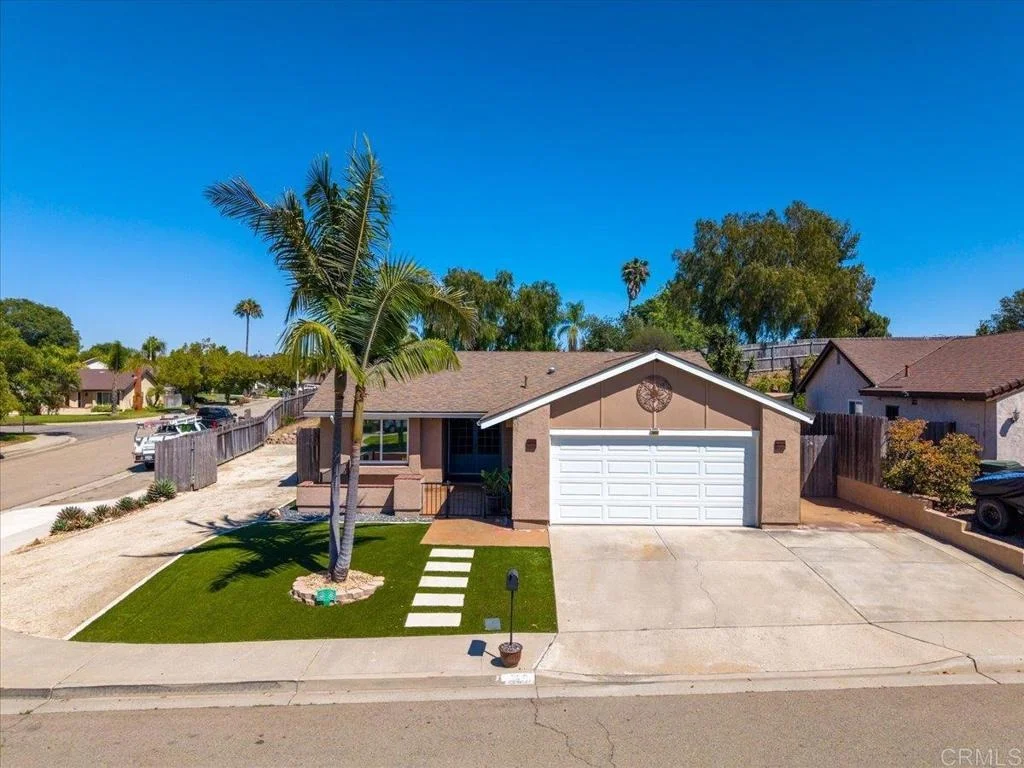 Photo of 329 Calle Adela