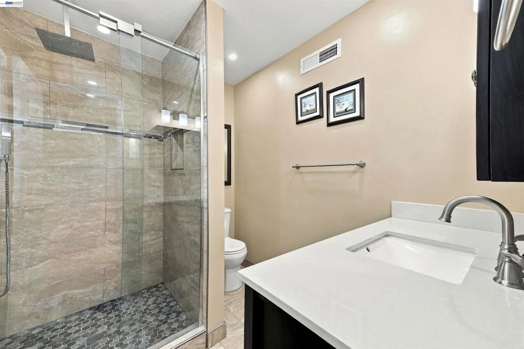 Photo of 8657 Davona Dr