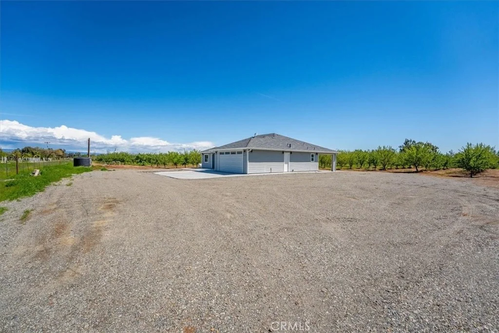 Photo of 24565 Foster Road