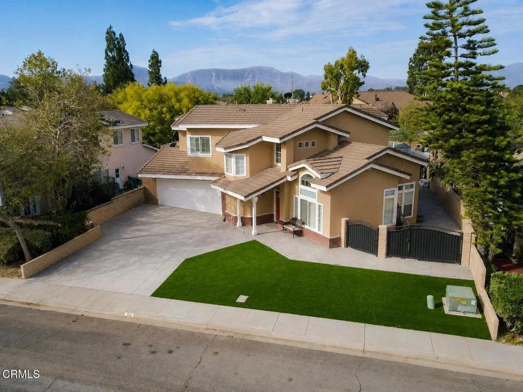 Photo of 984 Meadowlark Drive