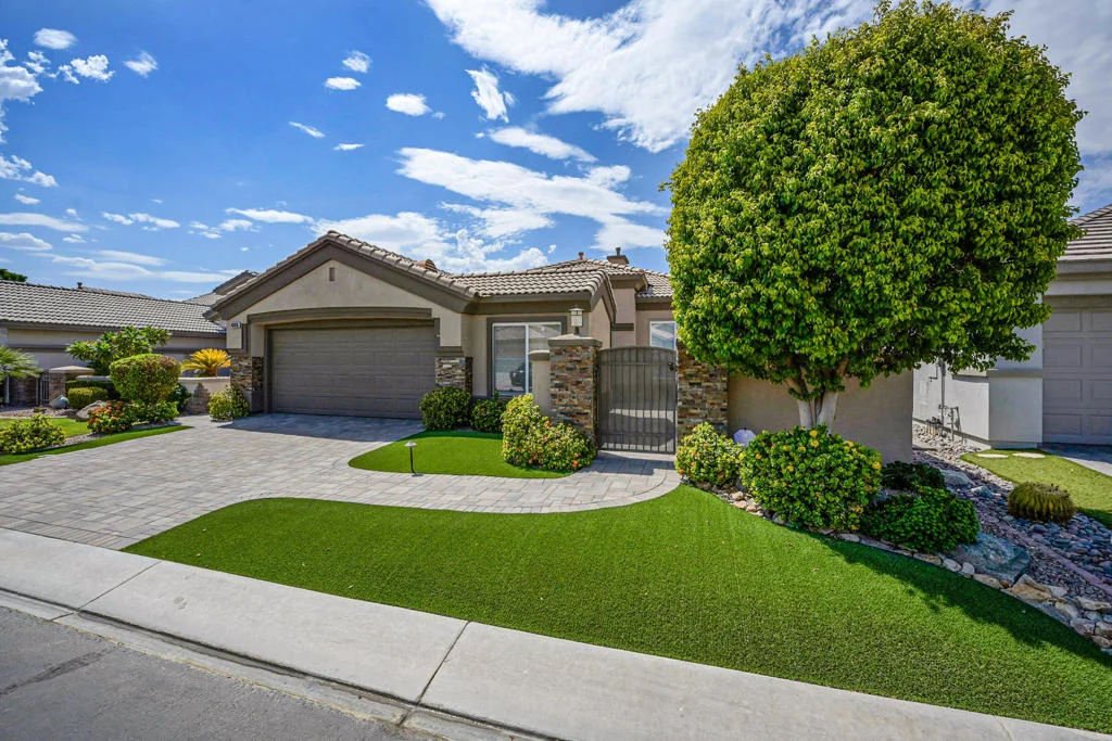 Photo of 43335 N Heritage Palms Drive