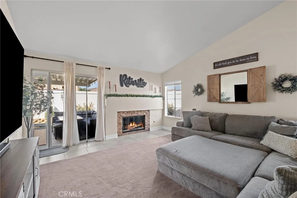Photo of 10960 Larkspur