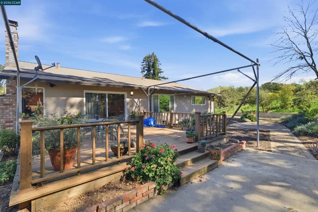 Photo of 9530 Morgan Territory Rd