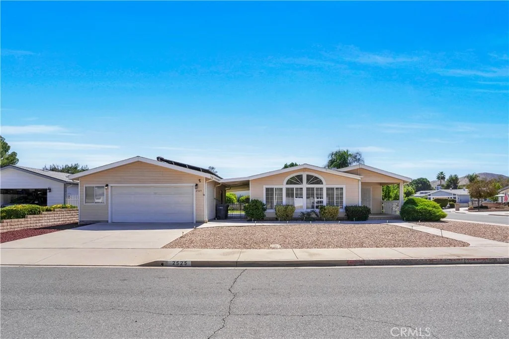 Photo of 2525 Apple Tree
