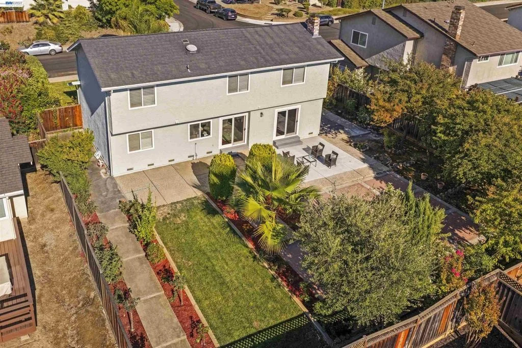 Photo of 5333 Creek Est