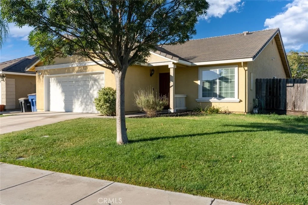 Photo of 2835 N Drake