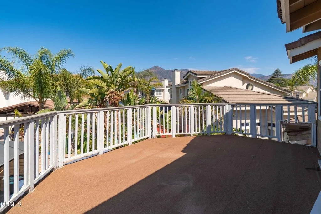 Photo of 984 Meadowlark Drive