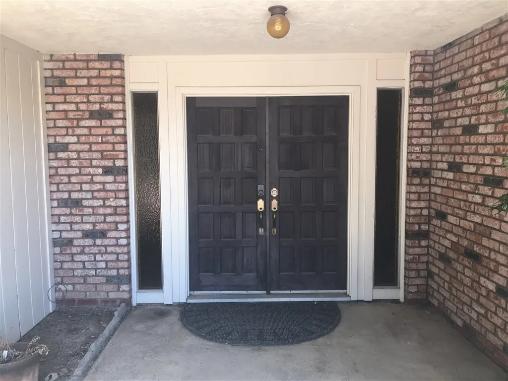 Photo of 1428 Midway Dr