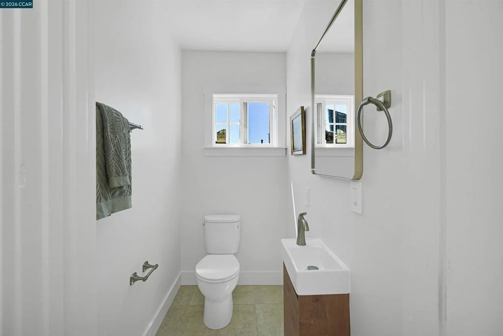 Photo of 1300 Kains Ave