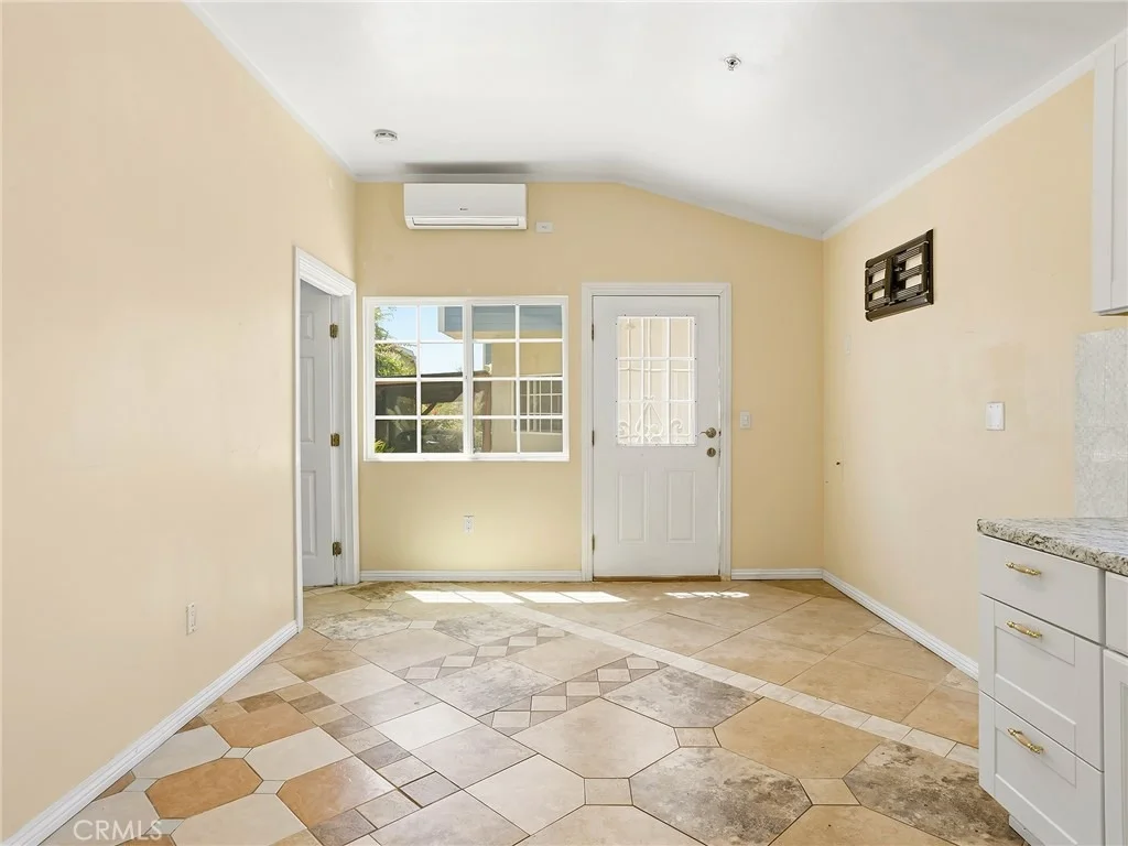 Photo of 3305 Community Avenue