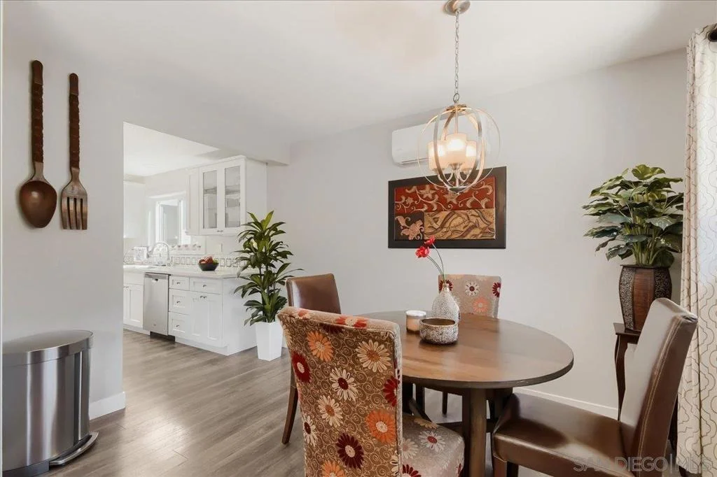 Photo of 4902 Chateau Drive