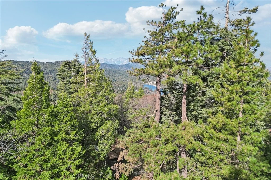 Photo of 25274 North Road