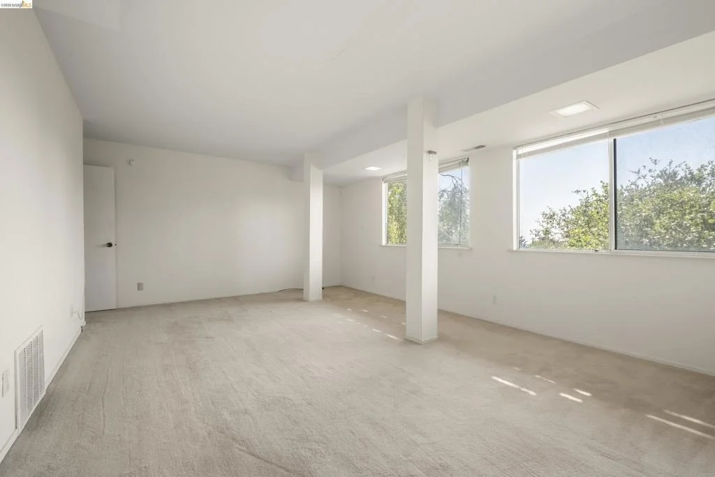 Photo of 7279 Snake Rd