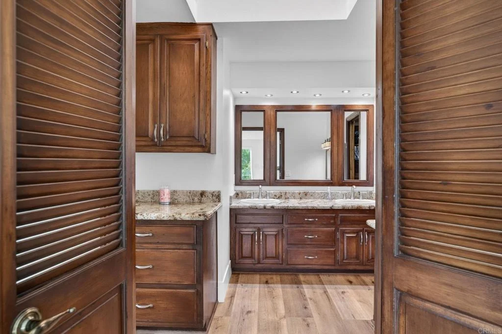 Photo of 40225 Lucero Drive