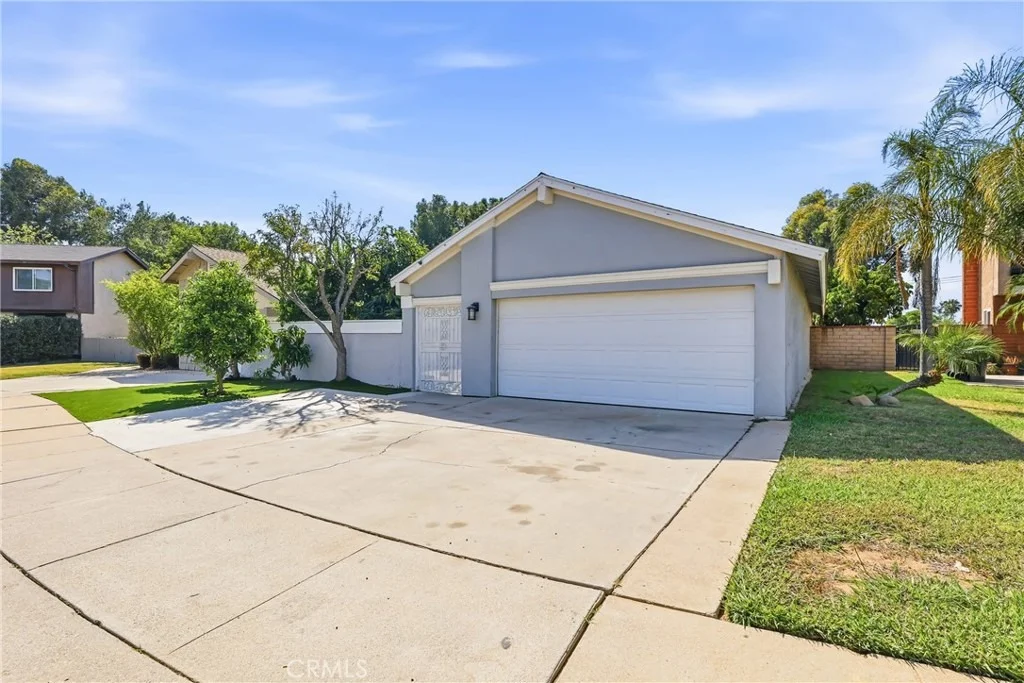 Photo of 1585 Camelot