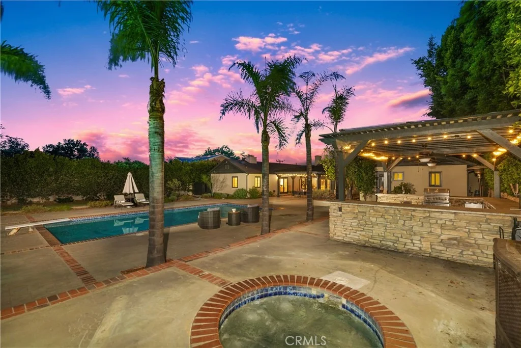 Photo of 302 Highland Place