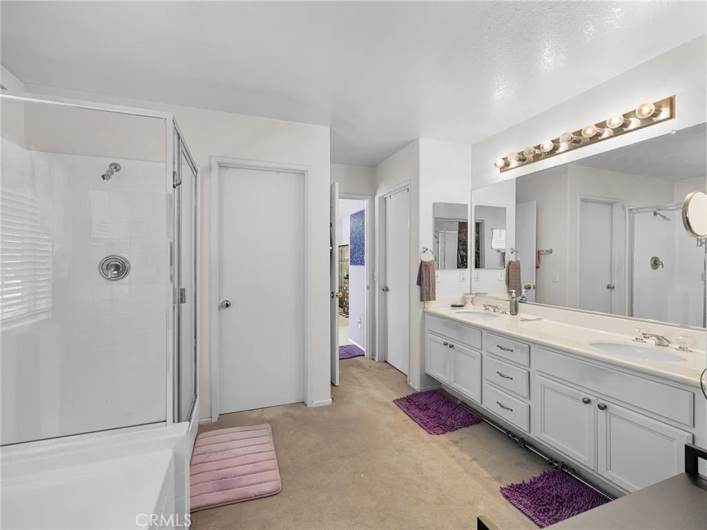 Photo of 40 Linhaven