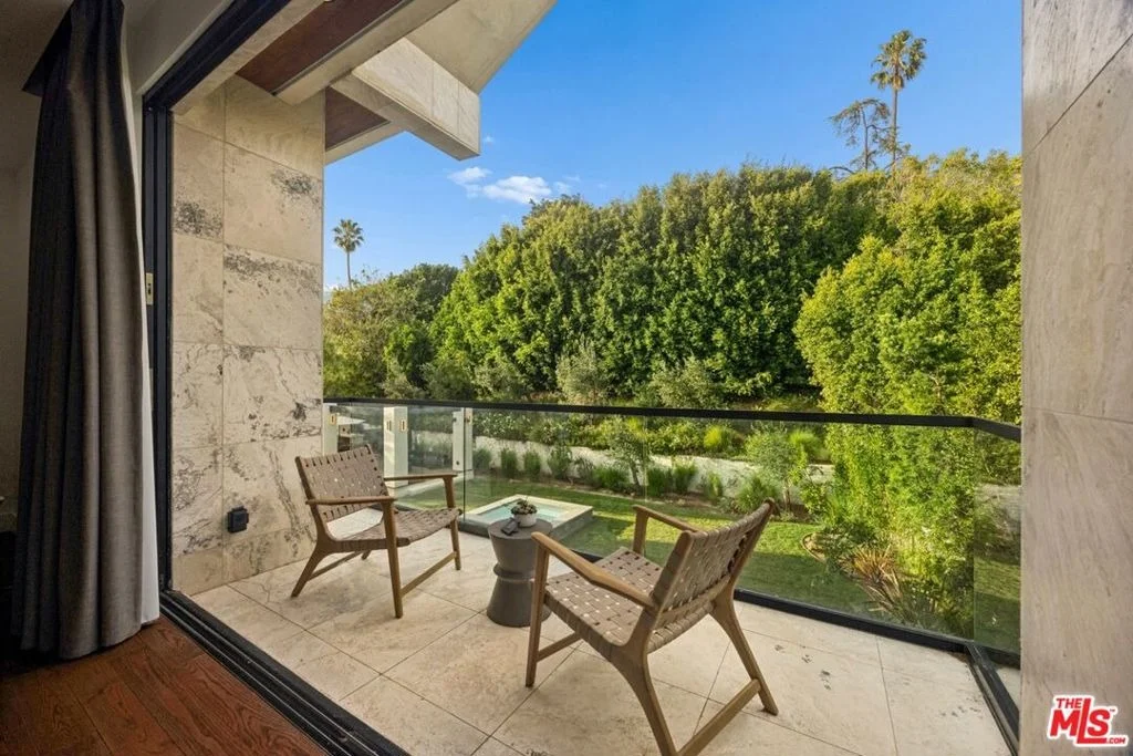 Photo of 11075 W Sunset Boulevard