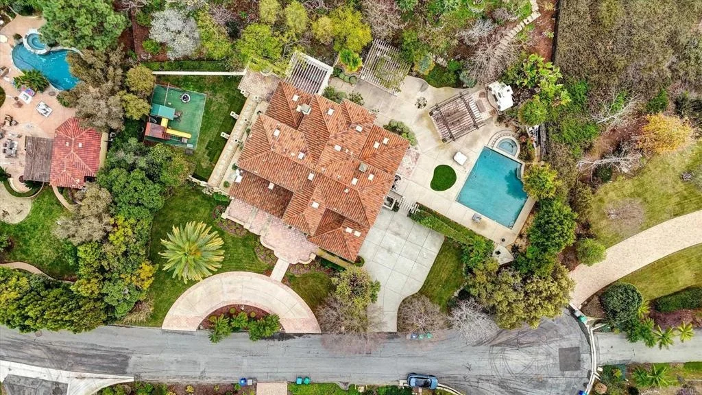 Photo of 17839 La Amapola