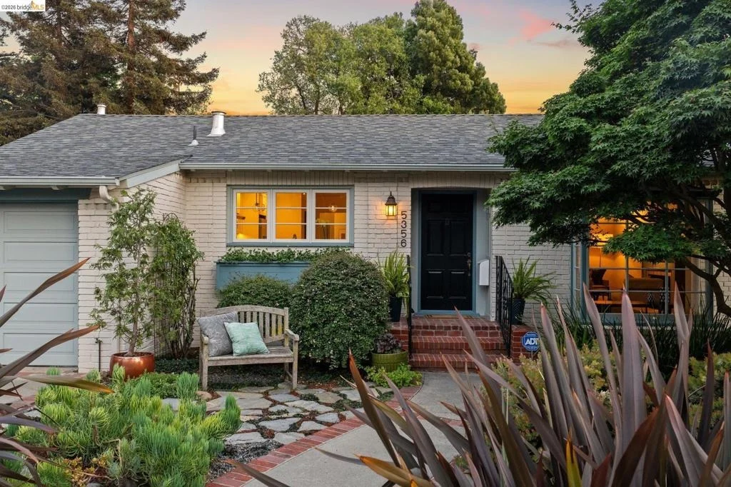 Photo of 5356 Rosalind Ave